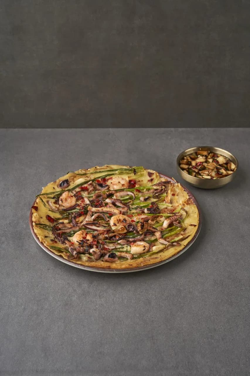 Seafood Pancake (Haemul Pajeon)