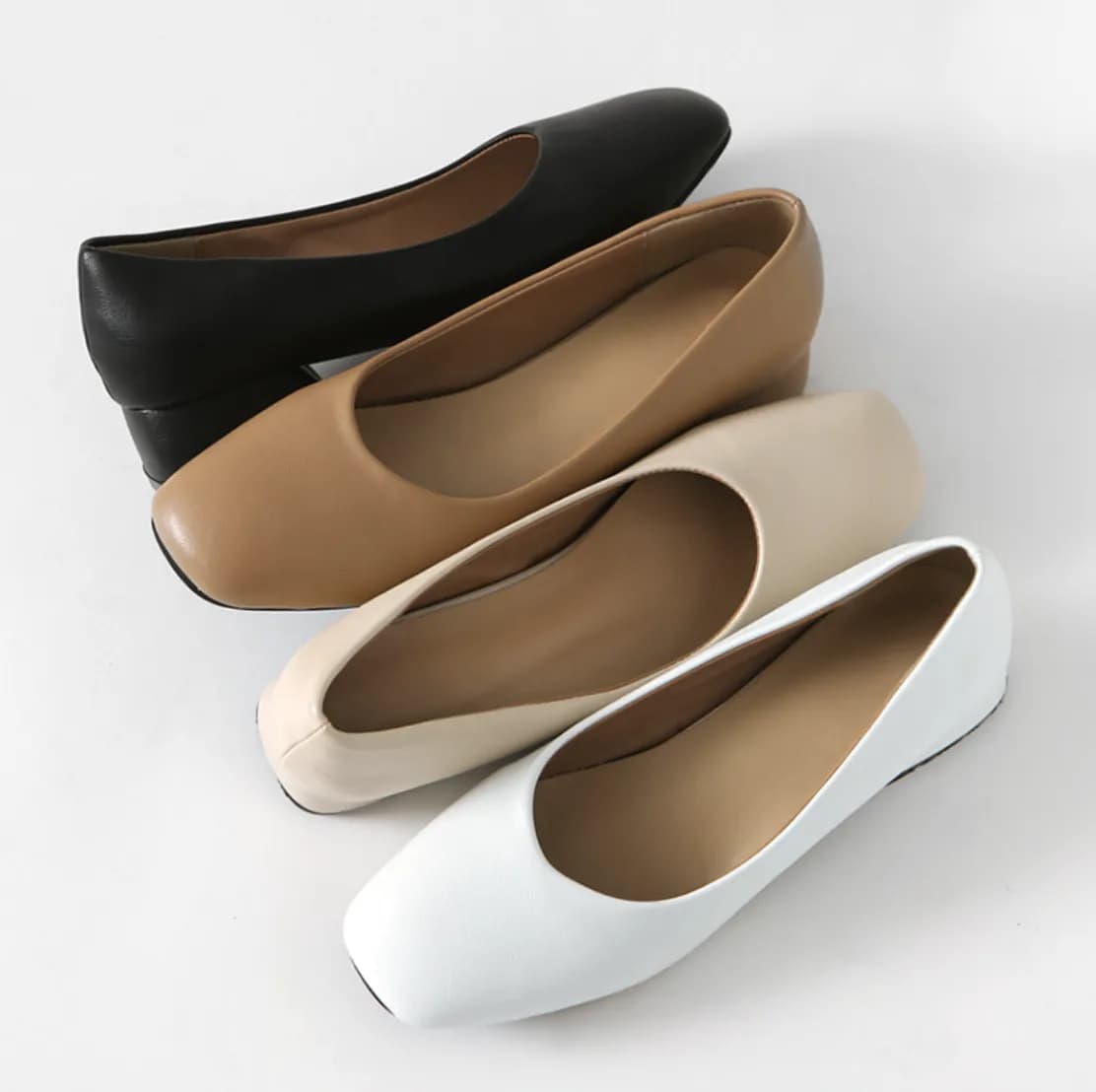 Again Square Pumps